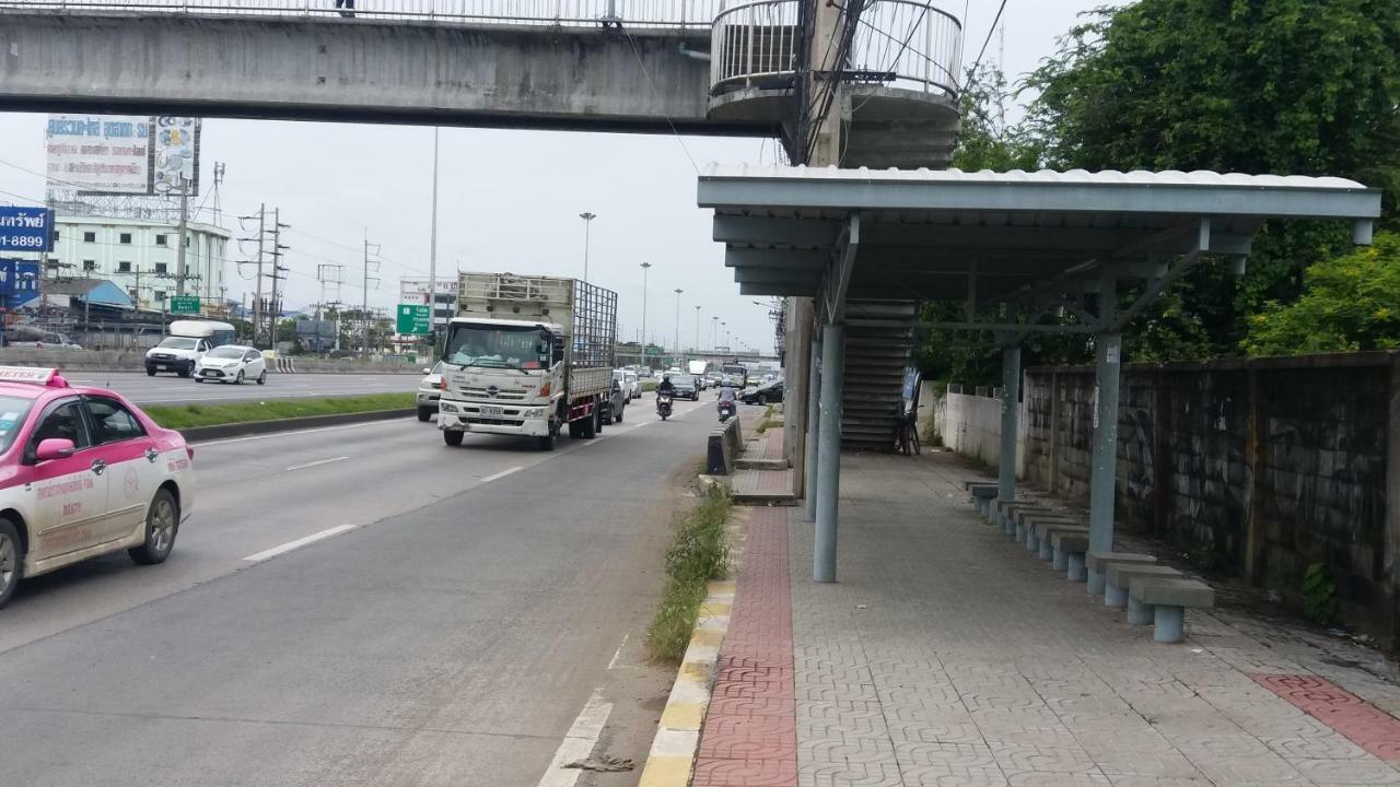 Natcha Place Thammasat Rangsit Bangkok Extérieur photo