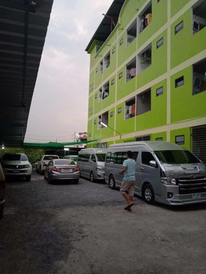 Natcha Place Thammasat Rangsit Bangkok Extérieur photo